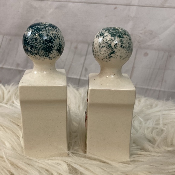 Vintage Japan Salt & Pepper With Fruit Design - Picture 2 of 7